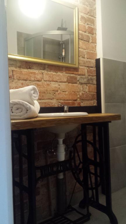 اوك Loft Rooms - Centrum - Bezplatny Parking الغرفة الصورة